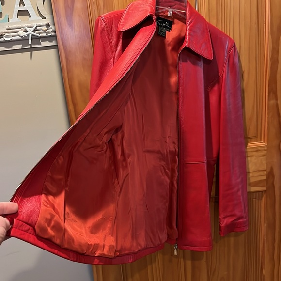 BEAUTIFUL Suzelle Leather Jacket - Picture 7 of 12